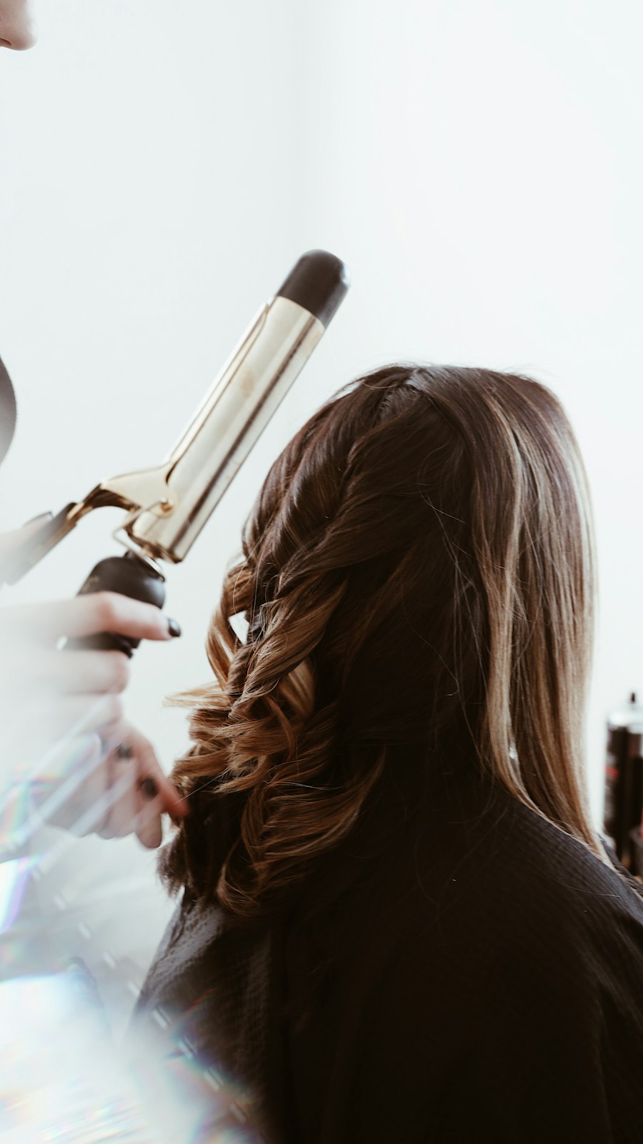 Dimensional sunlit hair highlights